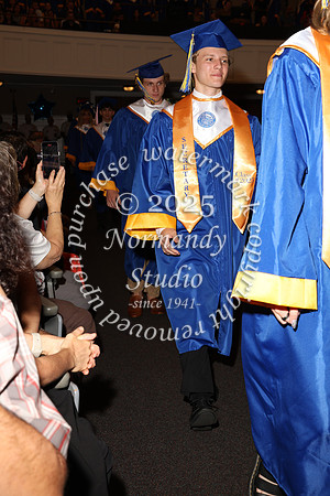 CHS_grad_candids_008