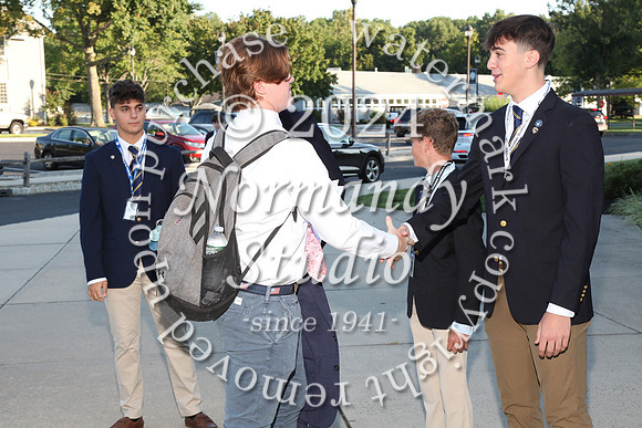 CBA_fr-arriving_40