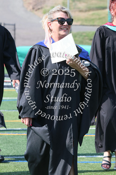 RAM_candids-walking_03