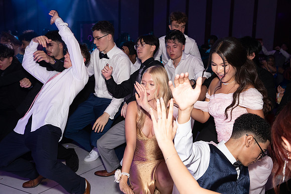 TOT_prom-dance_22