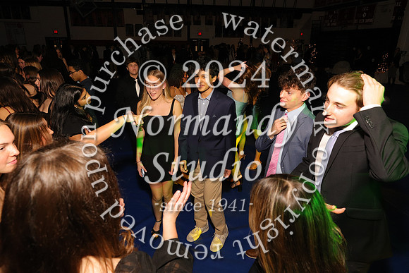 WMM_snow_globe_043