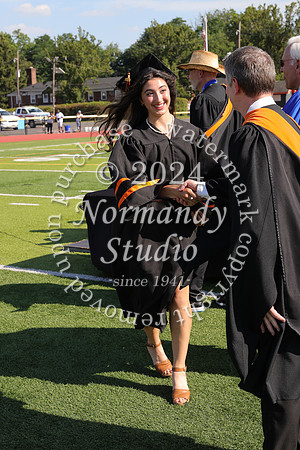 SVL_diplomas_left_343