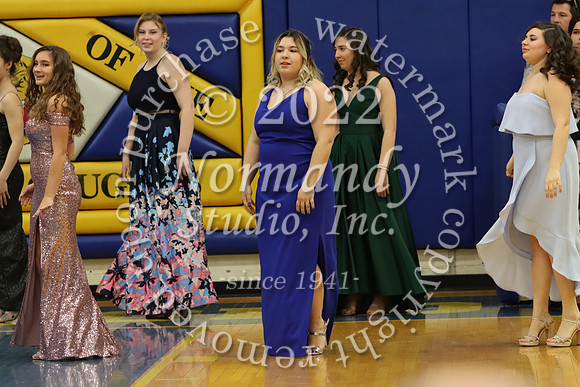 CHS_senior fashion show_41