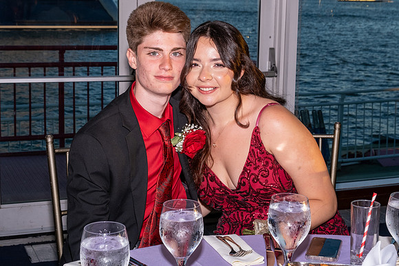 TOT_table_photos_1024