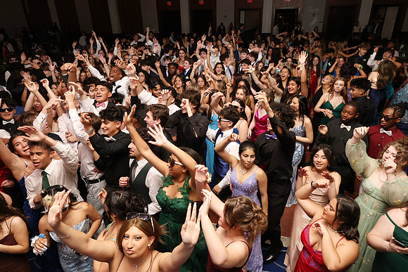 SVL_jr_sr_prom_266
