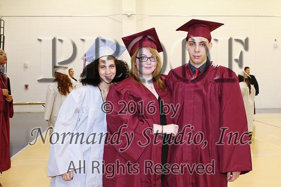 MAT_044_Grad_Candids