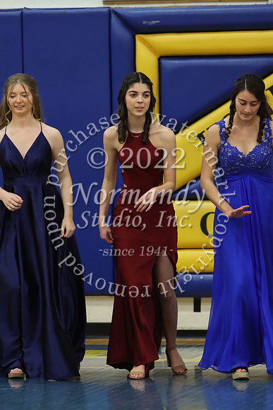CHS_senior fashion show_45