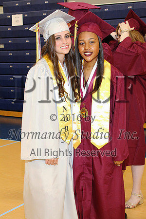 MAT_037_Grad_Candids