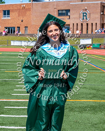 RDG_holding_diplomas_474
