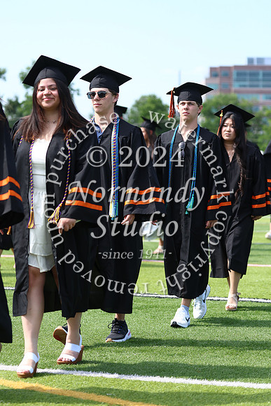 SVL_grad_candids_324