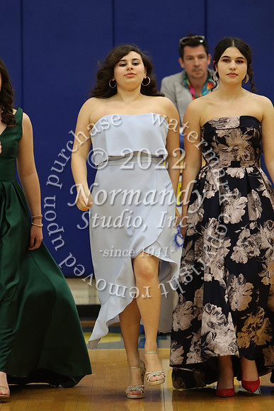CHS_senior fashion show_53