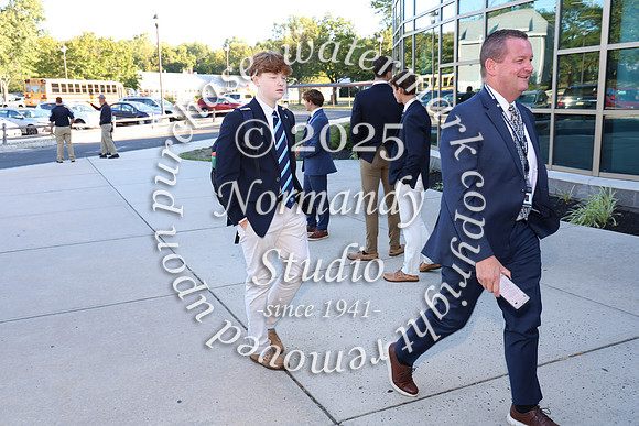 CBA_fr_arriving_23