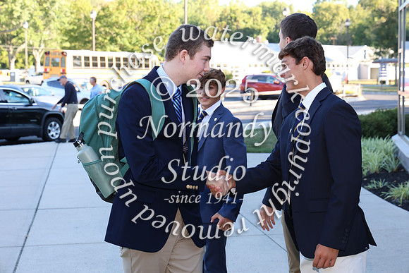 CBA_fr_arriving_27