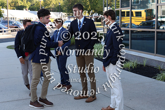 CBA_fr_arriving_02