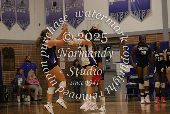 UCH_vb-g_38