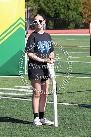 WHS_mb_performing_003