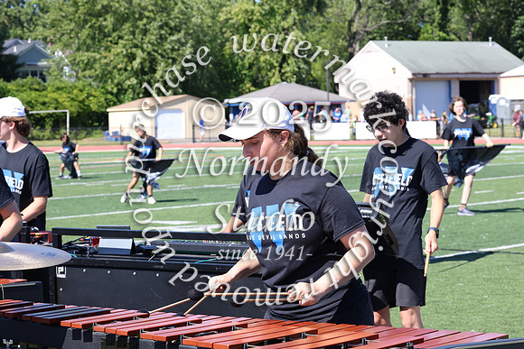 WHS_mb_performing_021