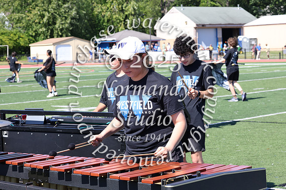 WHS_mb_performing_022