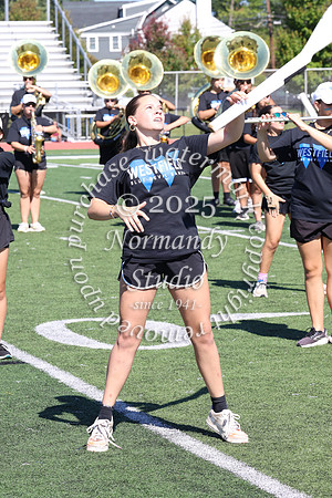 WHS_mb_performing_044
