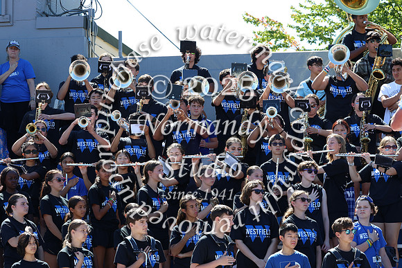WHS_mb_stands_06