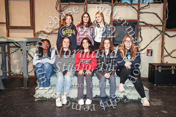 WHS_cast&crew_51