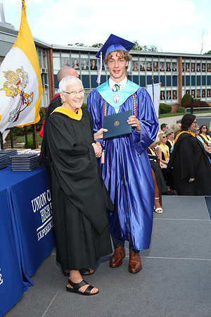 UCH_diplomas_059