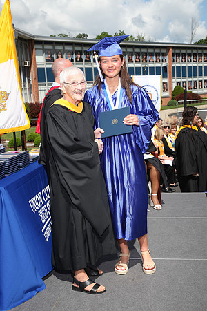 UCH_diplomas_024