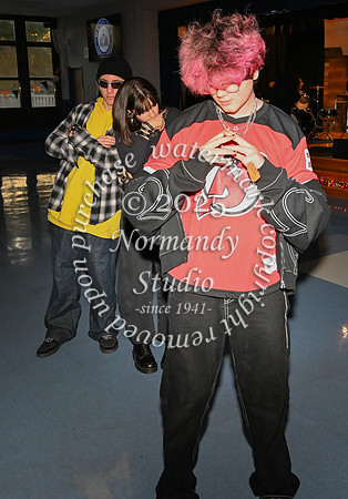 WHS_folio_03