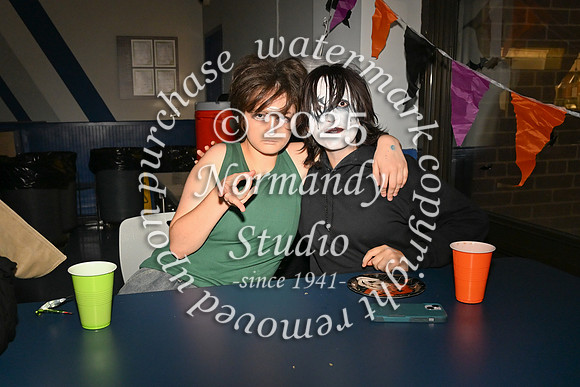 WHS_folio_10