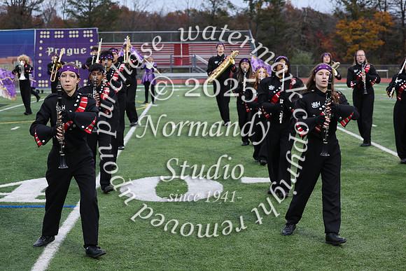 HCH_mb_performing_025