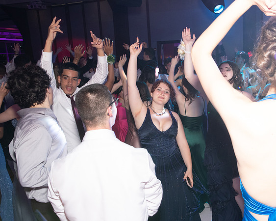 TOT_prom-dance_34