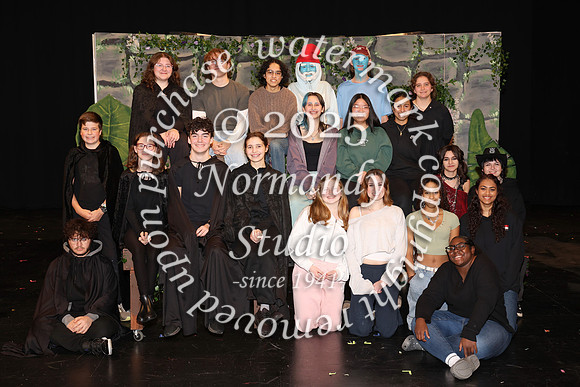 WMC_play_cast+crew_14