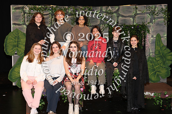WMC_play_cast+crew_18