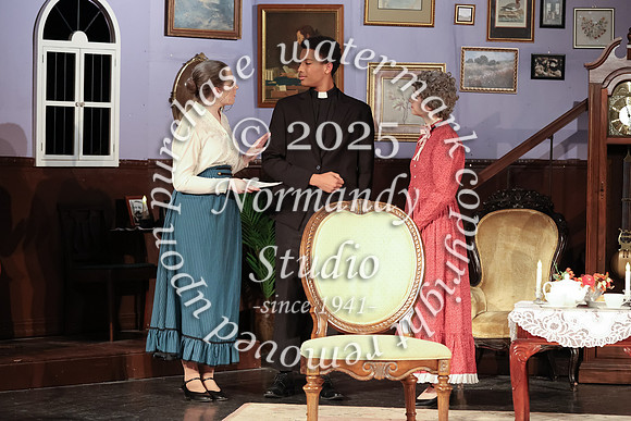 HCH_play_34