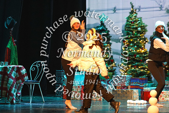 JTH_play_57