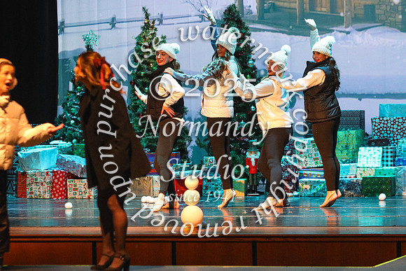JTH_play_58