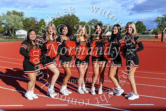 V Cheer Seniors 2022_resize