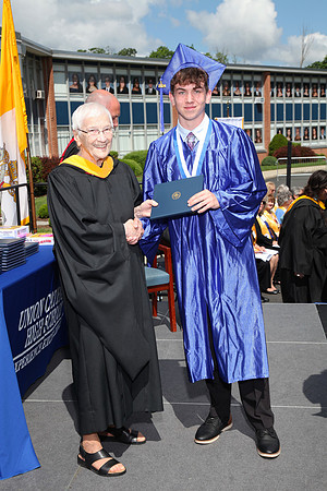 UCH_diplomas_050
