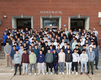TRACK BOYS