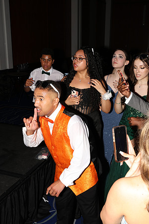 SVL_jr_sr_prom_320