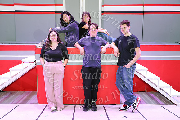 WHS_musical-cast+crew_31