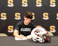 SVL_college_signing_8