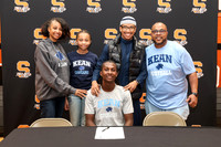 SVL_college_signing_16