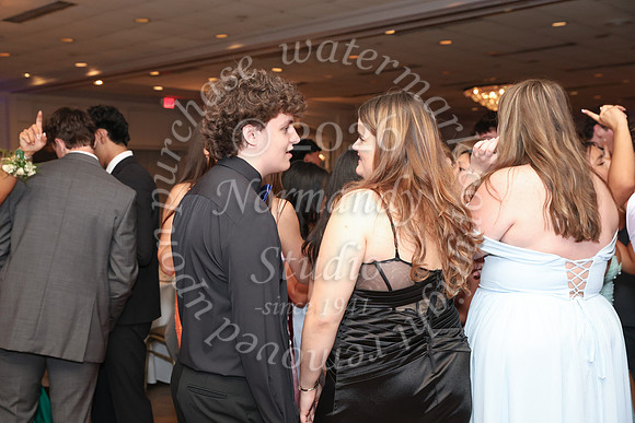 WTG_jr.prom_01