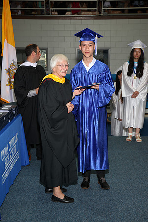 UCH_026_diplomas