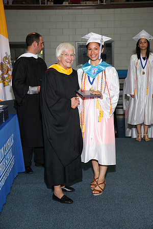 UCH_038_diplomas