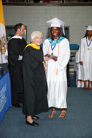 UCH_036_diplomas