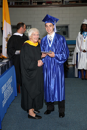 UCH_005_diplomas