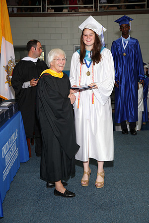 UCH_011_diplomas