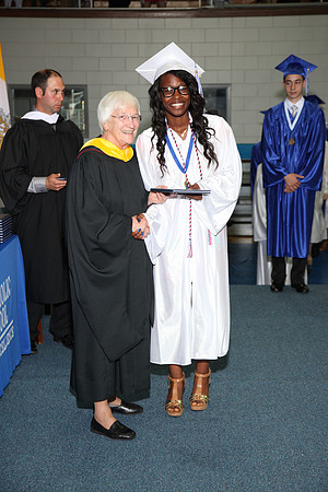 UCH_004_diplomas